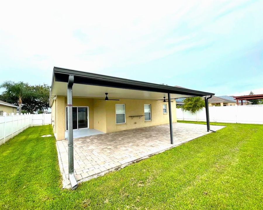 For Rent: $2,600 (3 beds, 2 baths, 1770 Square Feet)