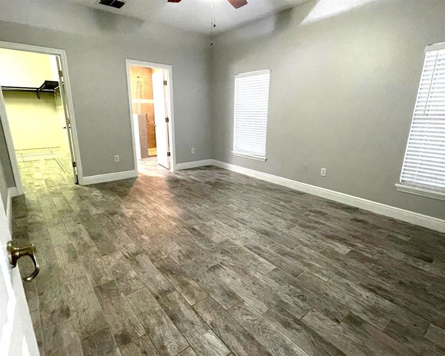 For Rent: $2,600 (3 beds, 2 baths, 1770 Square Feet)