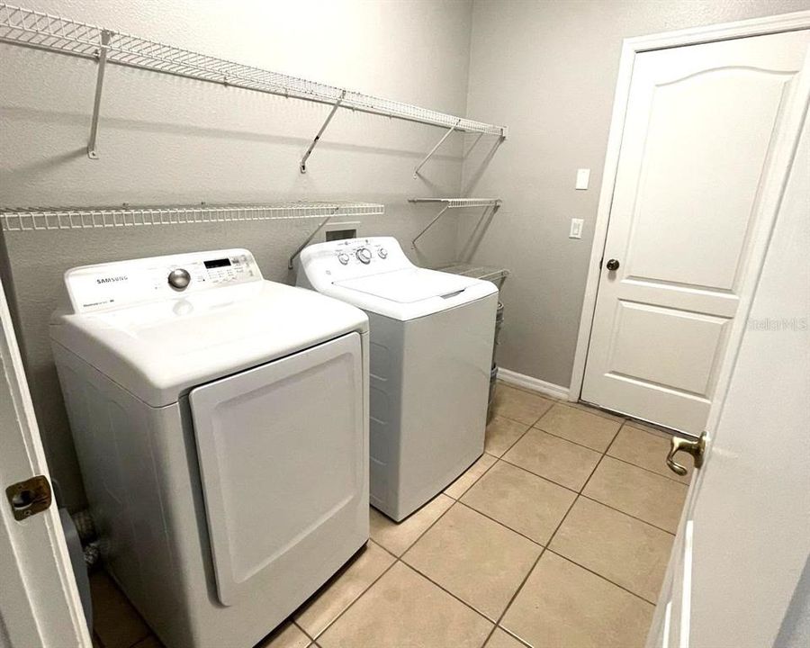 For Rent: $2,600 (3 beds, 2 baths, 1770 Square Feet)
