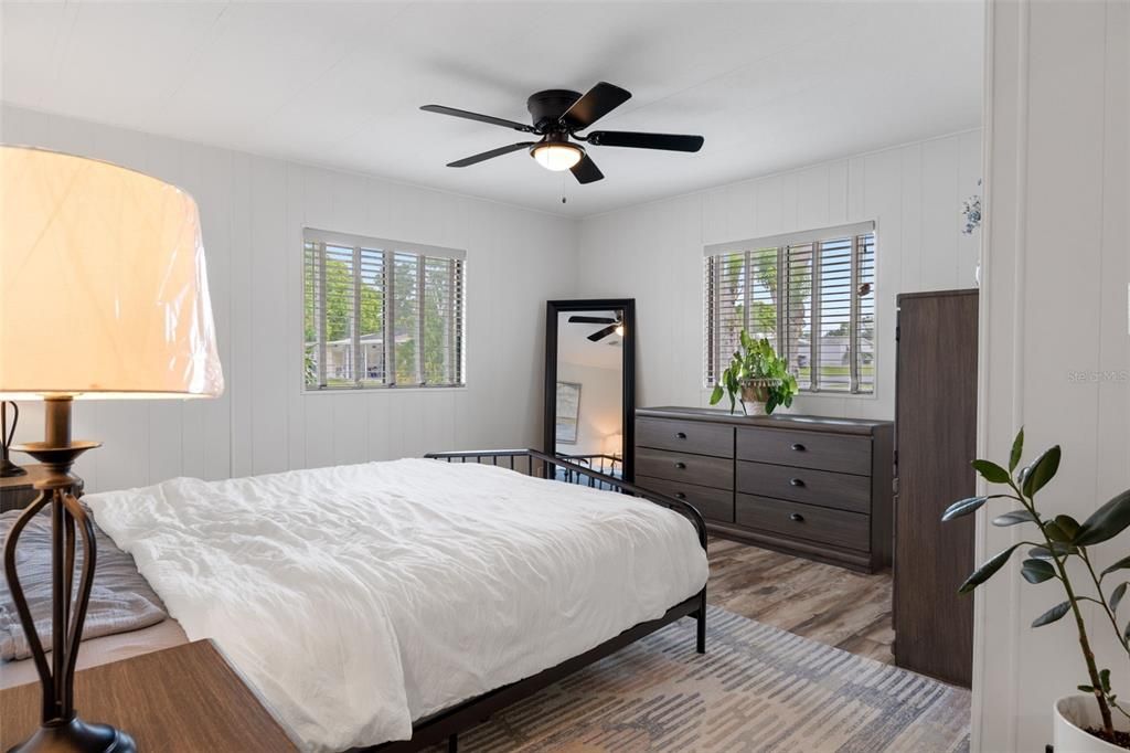 For Sale: $199,900 (3 beds, 2 baths, 1380 Square Feet)