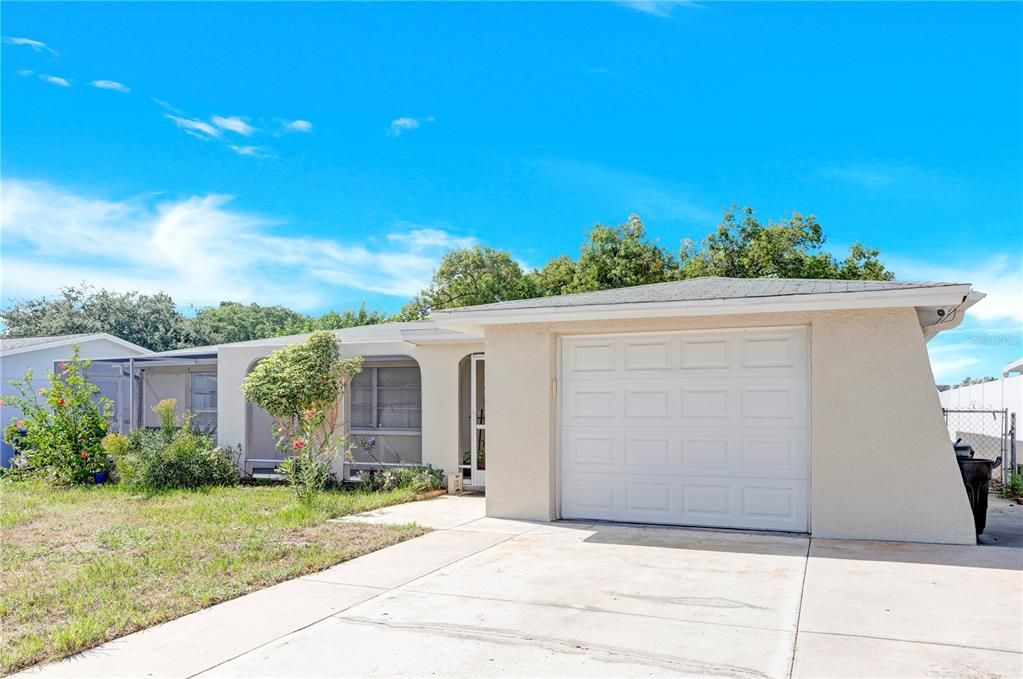 For Sale: $250,000 (3 beds, 2 baths, 1522 Square Feet)