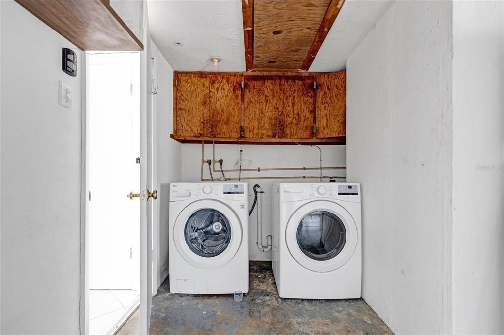 For Sale: $250,000 (3 beds, 2 baths, 1522 Square Feet)