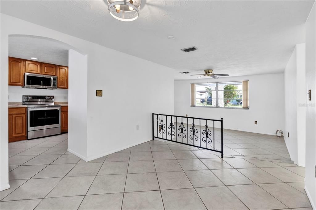 For Sale: $250,000 (3 beds, 2 baths, 1522 Square Feet)