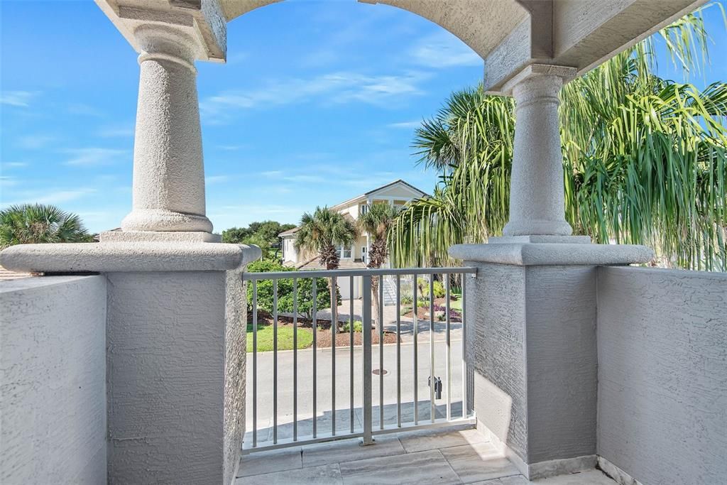 For Rent: $5,485 (4 beds, 3 baths, 3012 Square Feet)