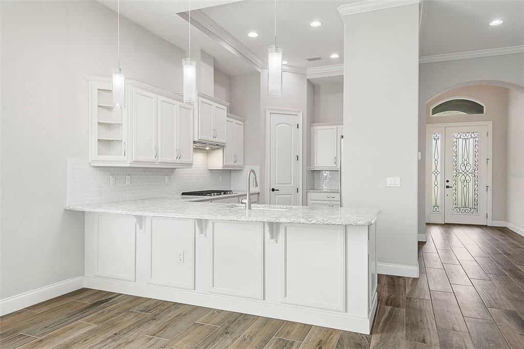 For Rent: $5,485 (4 beds, 3 baths, 3012 Square Feet)