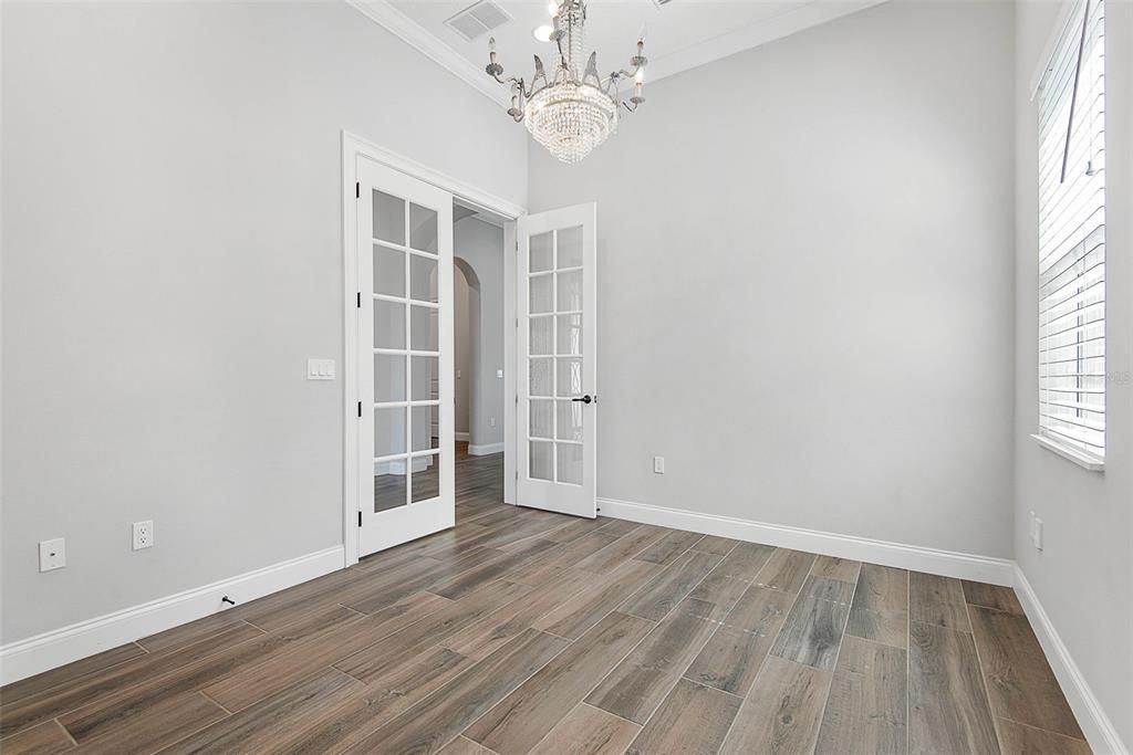 For Rent: $5,485 (4 beds, 3 baths, 3012 Square Feet)