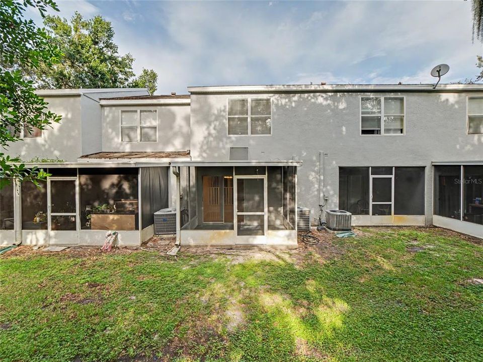 For Sale: $217,500 (3 beds, 3 baths, 1412 Square Feet)