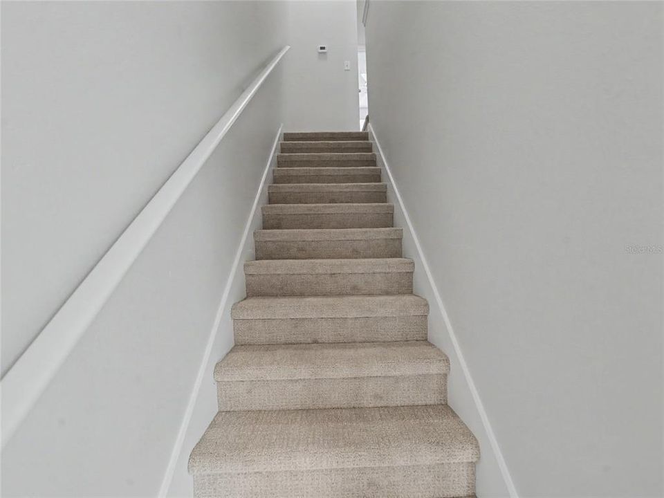 For Sale: $217,500 (3 beds, 3 baths, 1412 Square Feet)