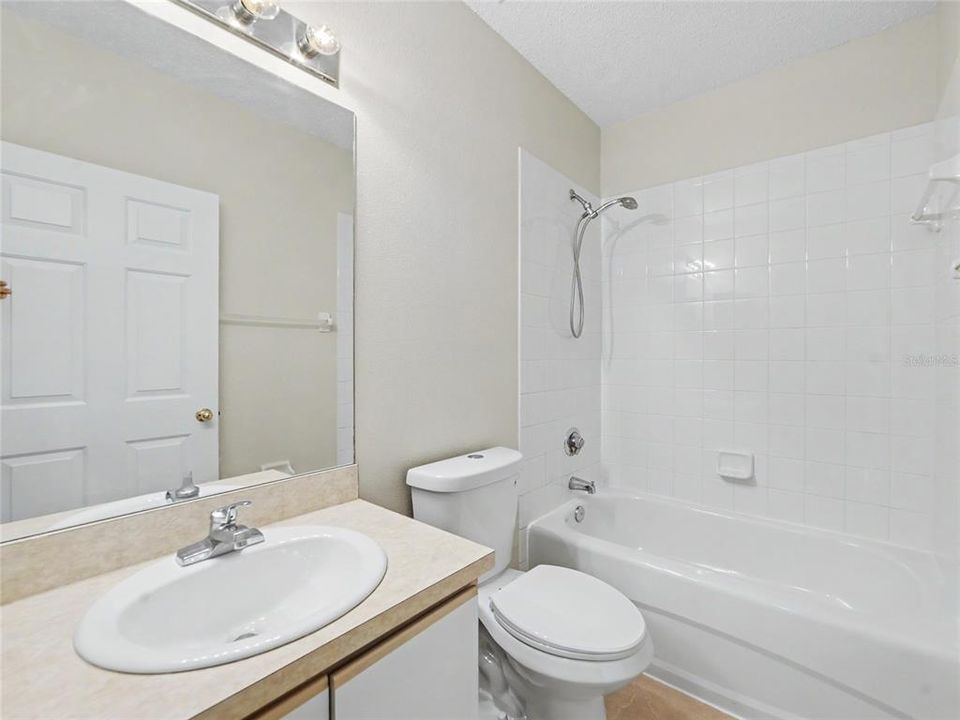 For Sale: $217,500 (3 beds, 3 baths, 1412 Square Feet)
