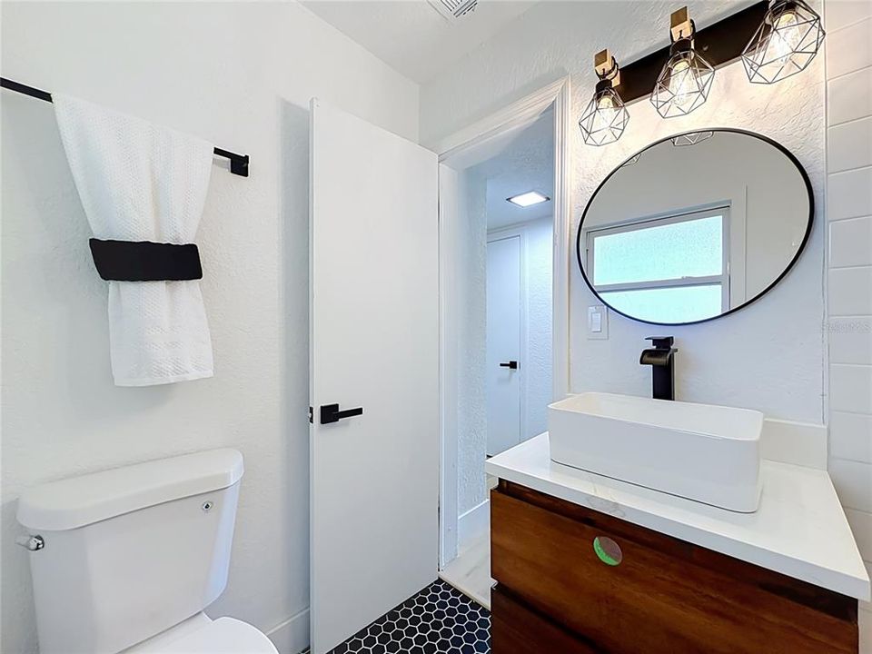 For Sale: $384,900 (4 beds, 3 baths, 1556 Square Feet)