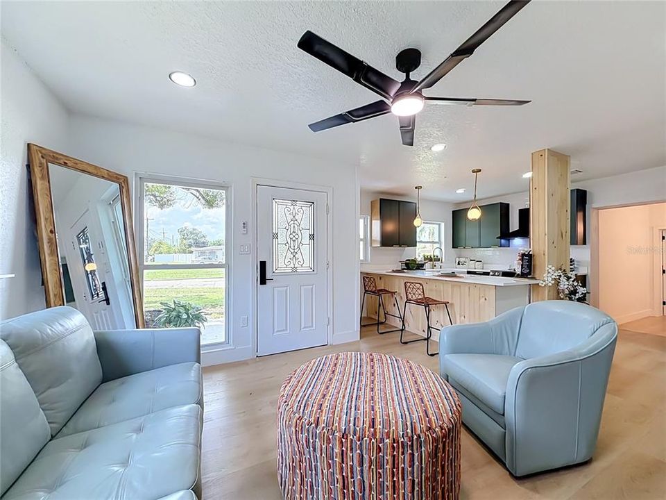 For Sale: $384,900 (4 beds, 3 baths, 1556 Square Feet)
