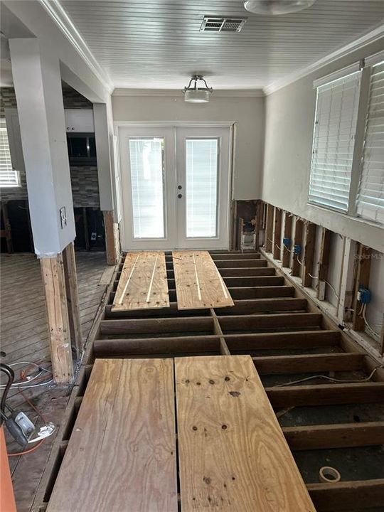 En Venta: $499,000 (3 camas, 2 baños, 1310 Pies cuadrados)