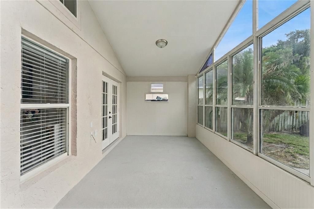 For Sale: $365,000 (3 beds, 2 baths, 1338 Square Feet)