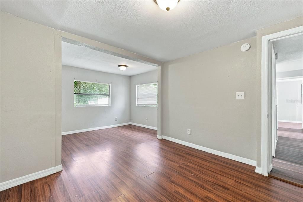 En Venta: $199,999 (3 camas, 1 baños, 871 Pies cuadrados)