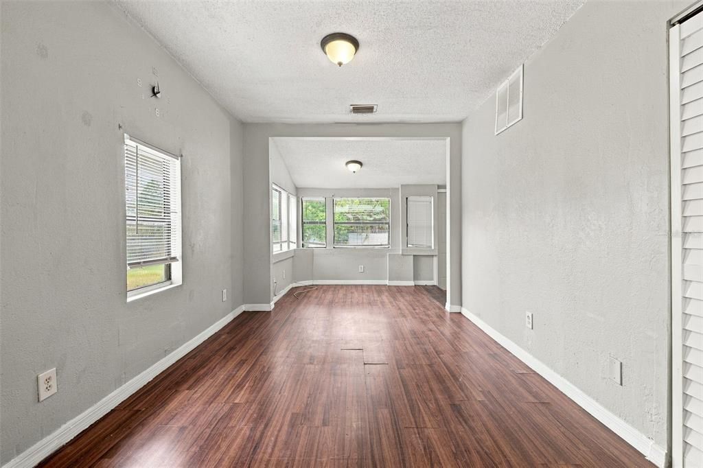 En Venta: $199,999 (3 camas, 1 baños, 871 Pies cuadrados)