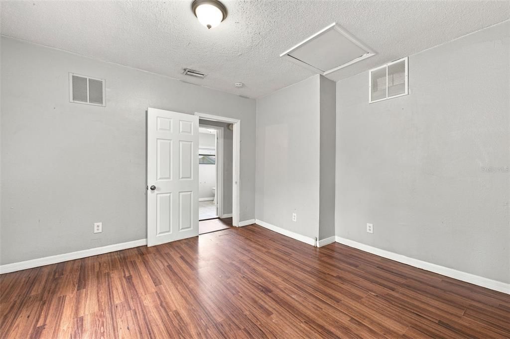 En Venta: $199,999 (3 camas, 1 baños, 871 Pies cuadrados)