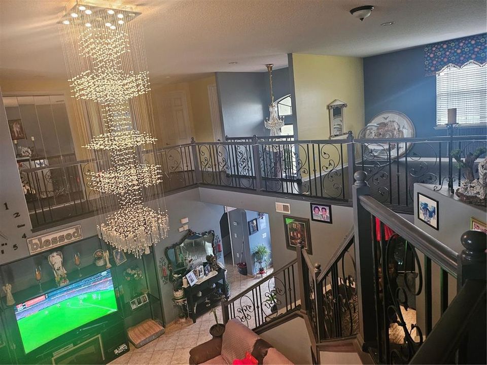 En Venta: $899,900 (6 camas, 4 baños, 4484 Pies cuadrados)
