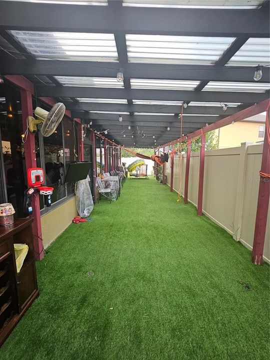 En Venta: $899,900 (6 camas, 4 baños, 4484 Pies cuadrados)