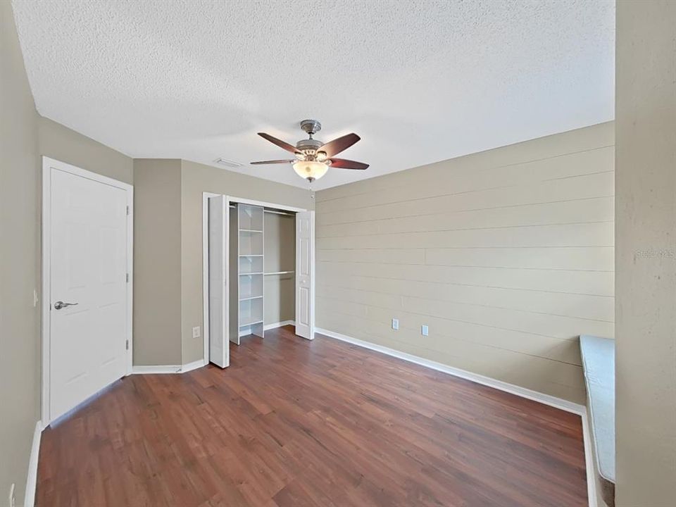 En Venta: $389,900 (3 camas, 2 baños, 1820 Pies cuadrados)