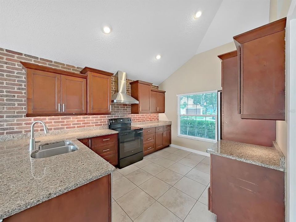 En Venta: $389,900 (3 camas, 2 baños, 1820 Pies cuadrados)
