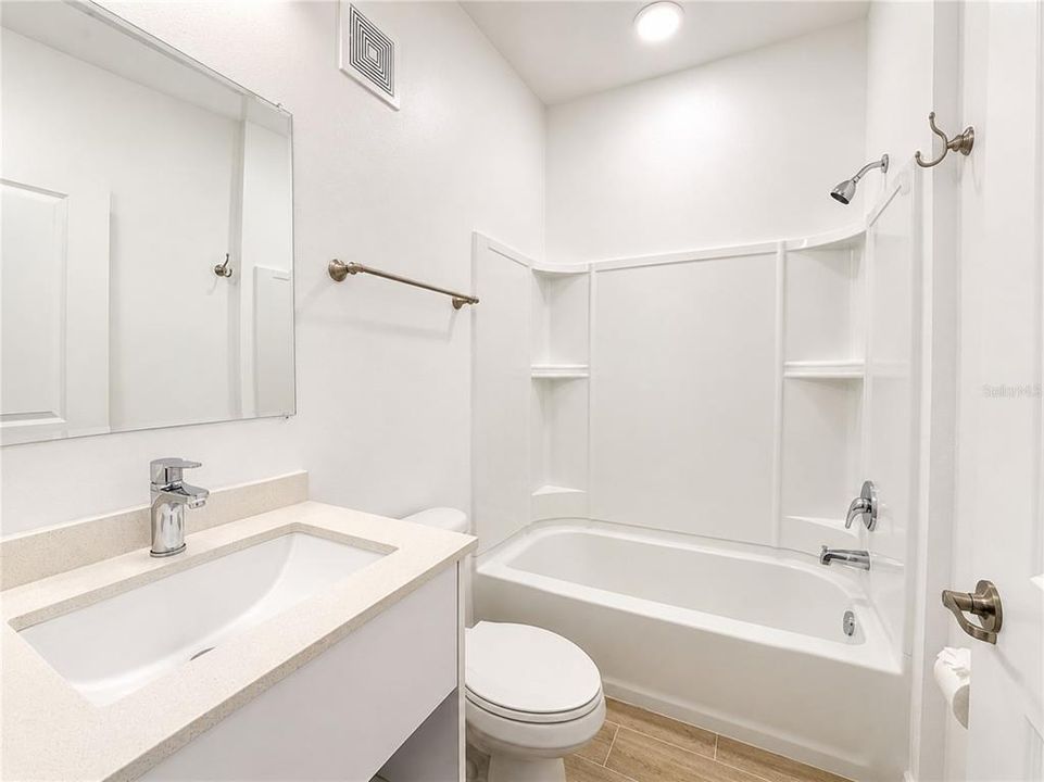 В аренду: $1,995 (3 спален, 2 ванн, 1144 Квадратных фут)