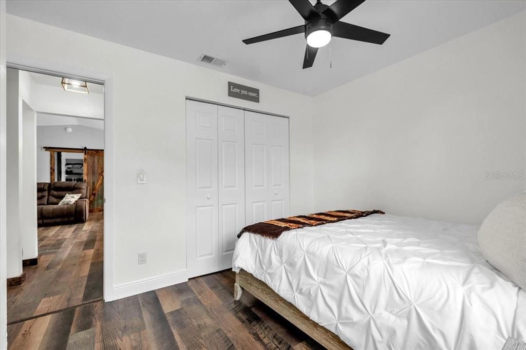 For Sale: $259,000 (3 beds, 2 baths, 1116 Square Feet)