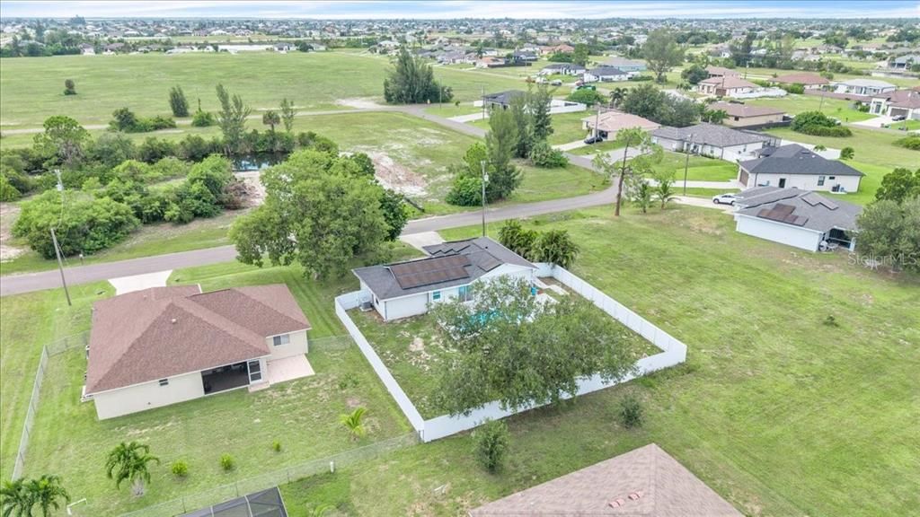 For Sale: $259,000 (3 beds, 2 baths, 1116 Square Feet)