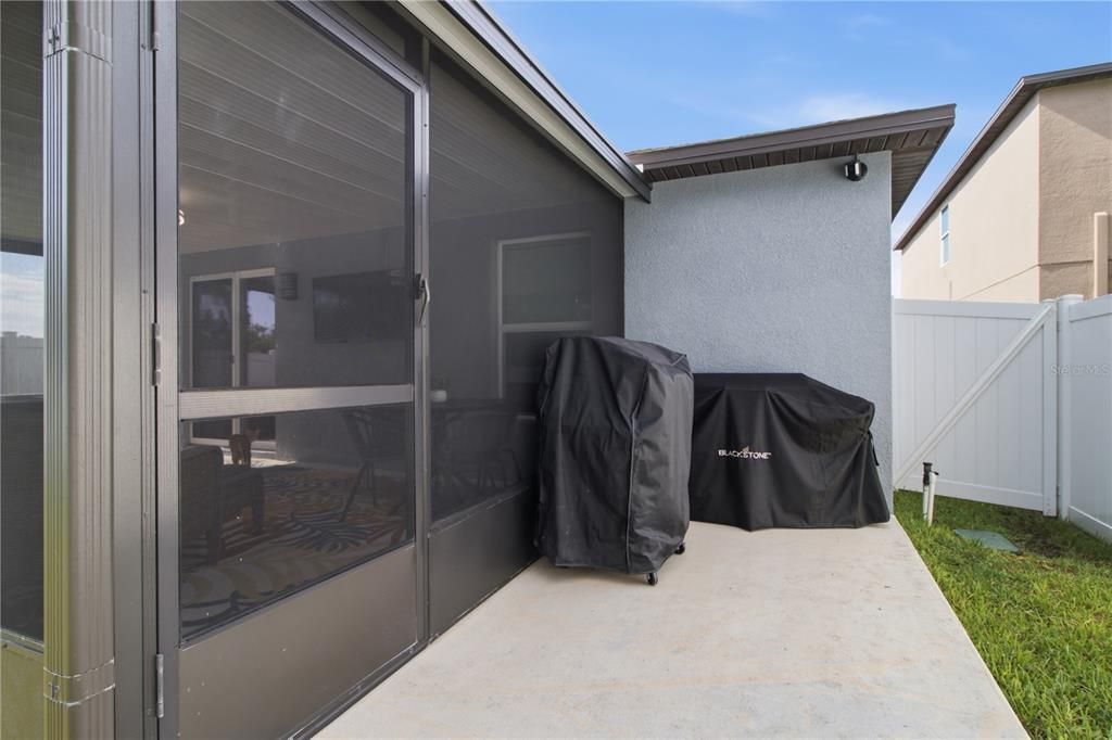 For Sale: $319,900 (3 beds, 2 baths, 1451 Square Feet)