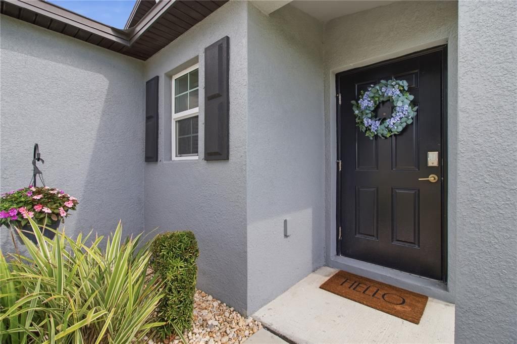 For Sale: $319,900 (3 beds, 2 baths, 1451 Square Feet)
