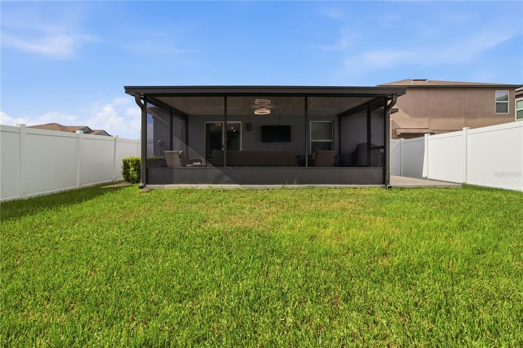 For Sale: $319,900 (3 beds, 2 baths, 1451 Square Feet)