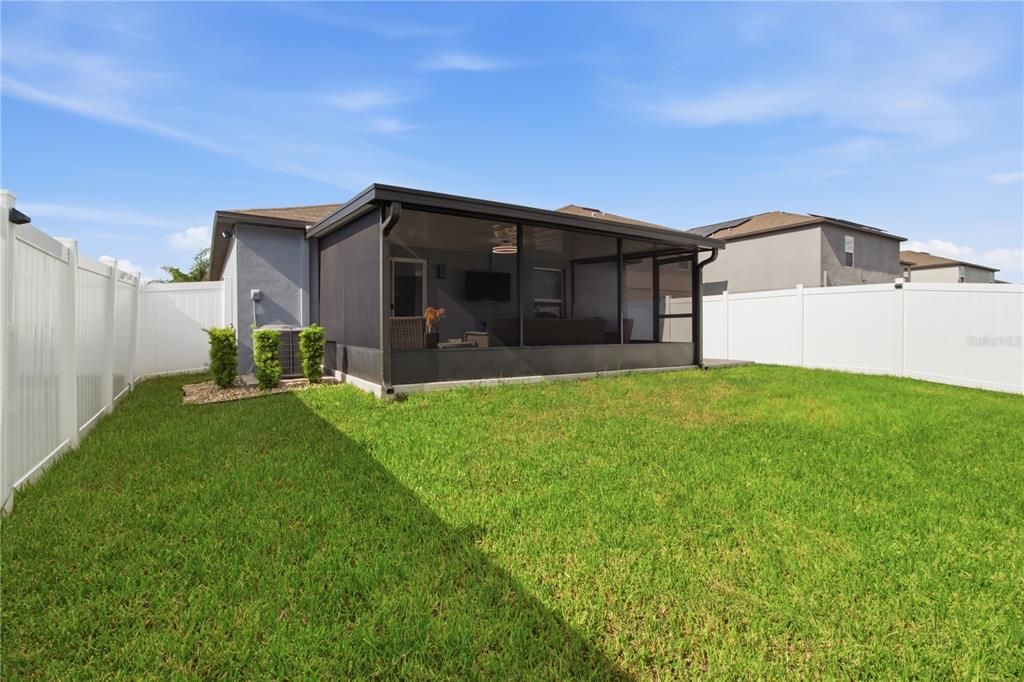 For Sale: $319,900 (3 beds, 2 baths, 1451 Square Feet)