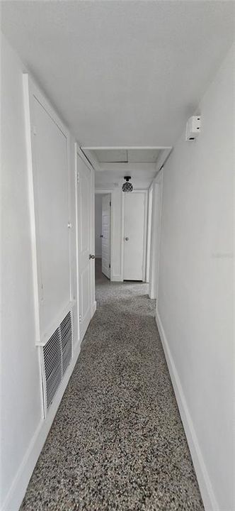 For Rent: $2,400 (3 beds, 2 baths, 1712 Square Feet)