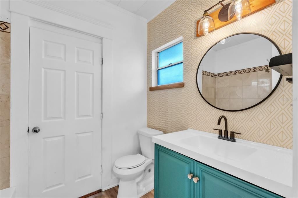 For Sale: $344,900 (3 beds, 1 baths, 1156 Square Feet)