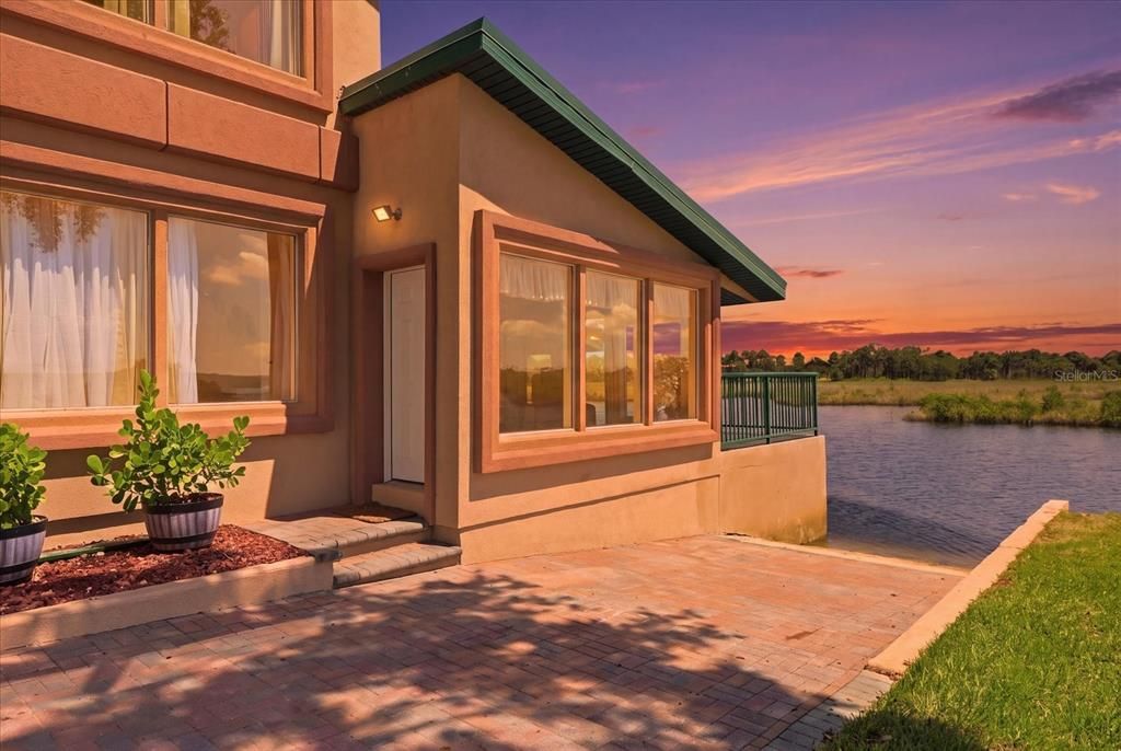 На продажу: $1,249,000 (2 спален, 2 ванн, 1906 Квадратных фут)
