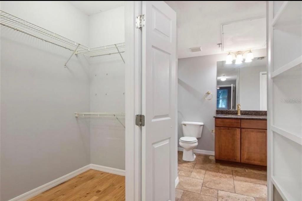 В аренду: $1,850 (1 спален, 1 ванн, 867 Квадратных фут)