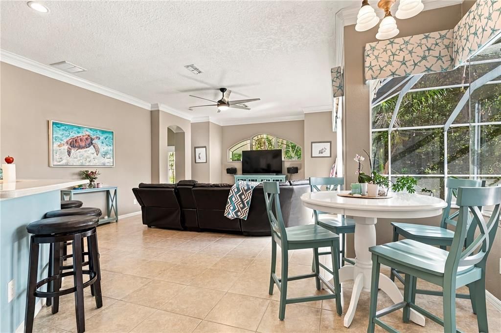 For Sale: $600,000 (4 beds, 3 baths, 2214 Square Feet)