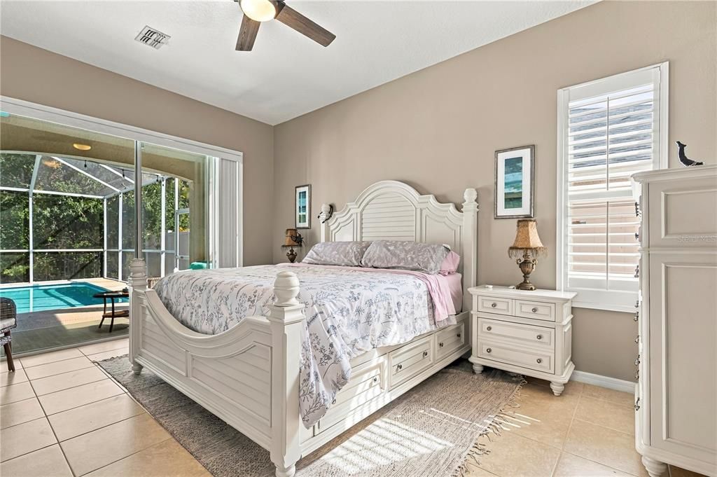 For Sale: $600,000 (4 beds, 3 baths, 2214 Square Feet)