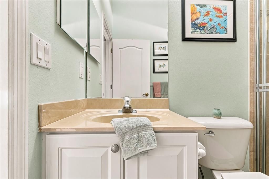 For Sale: $600,000 (4 beds, 3 baths, 2214 Square Feet)