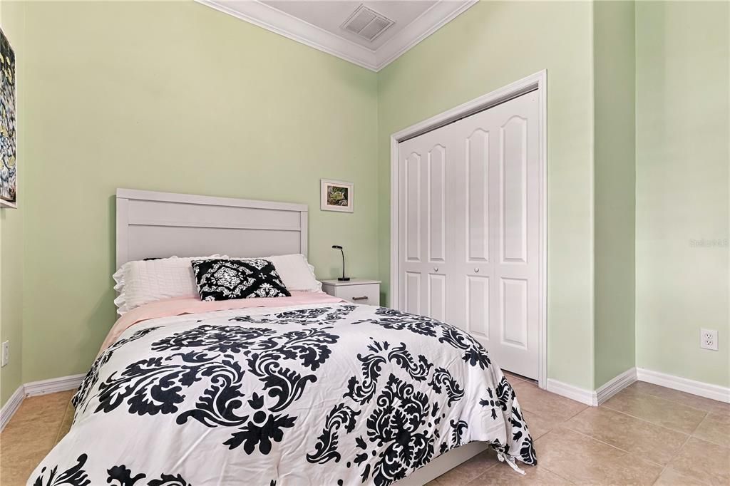 For Sale: $600,000 (4 beds, 3 baths, 2214 Square Feet)
