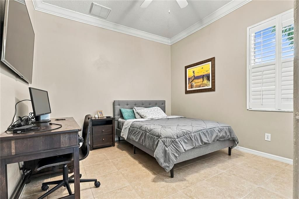 For Sale: $600,000 (4 beds, 3 baths, 2214 Square Feet)