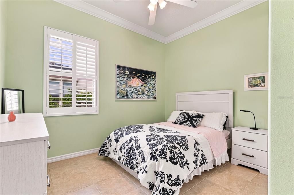 For Sale: $600,000 (4 beds, 3 baths, 2214 Square Feet)
