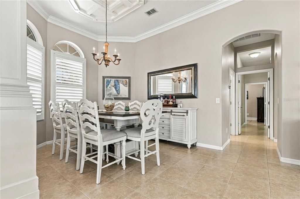 For Sale: $600,000 (4 beds, 3 baths, 2214 Square Feet)