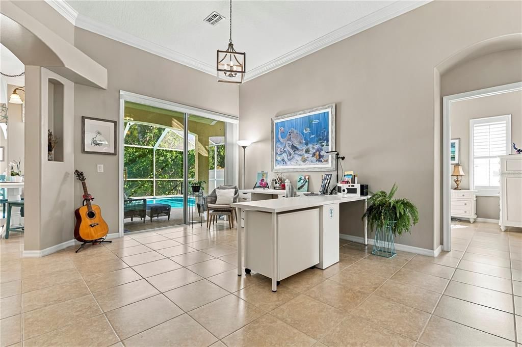 For Sale: $600,000 (4 beds, 3 baths, 2214 Square Feet)