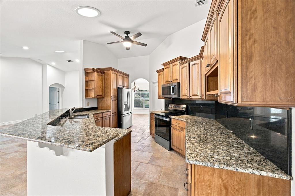 For Sale: $449,000 (3 beds, 2 baths, 2037 Square Feet)