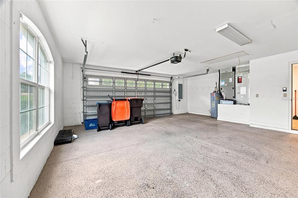 For Sale: $449,000 (3 beds, 2 baths, 2037 Square Feet)