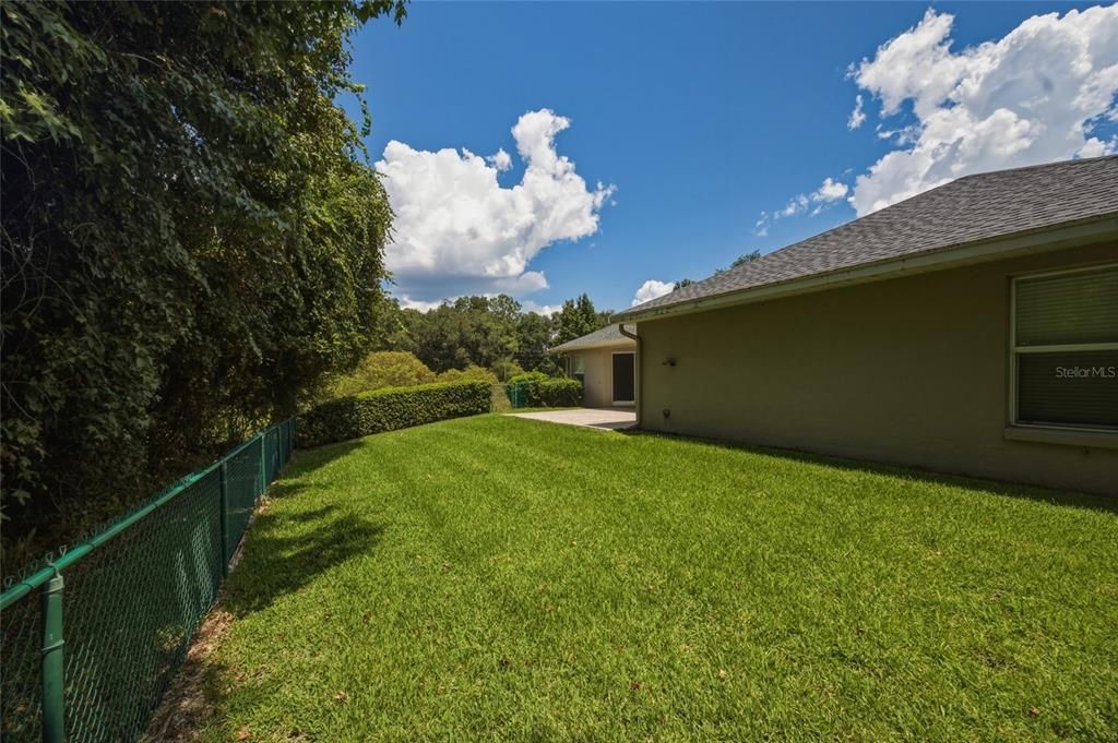 For Sale: $449,000 (3 beds, 2 baths, 2037 Square Feet)