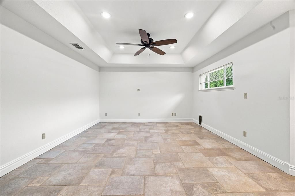 For Sale: $449,000 (3 beds, 2 baths, 2037 Square Feet)