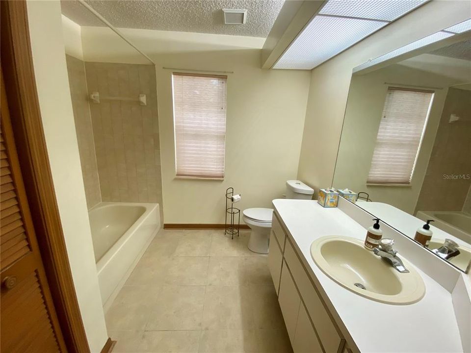 En Renta: $1,895 (3 camas, 2 baños, 1591 Pies cuadrados)