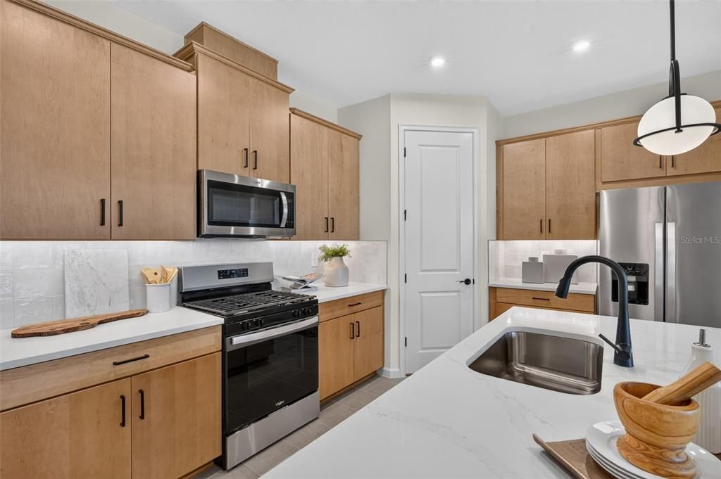 For Sale: $416,990 (3 beds, 2 baths, 2005 Square Feet)