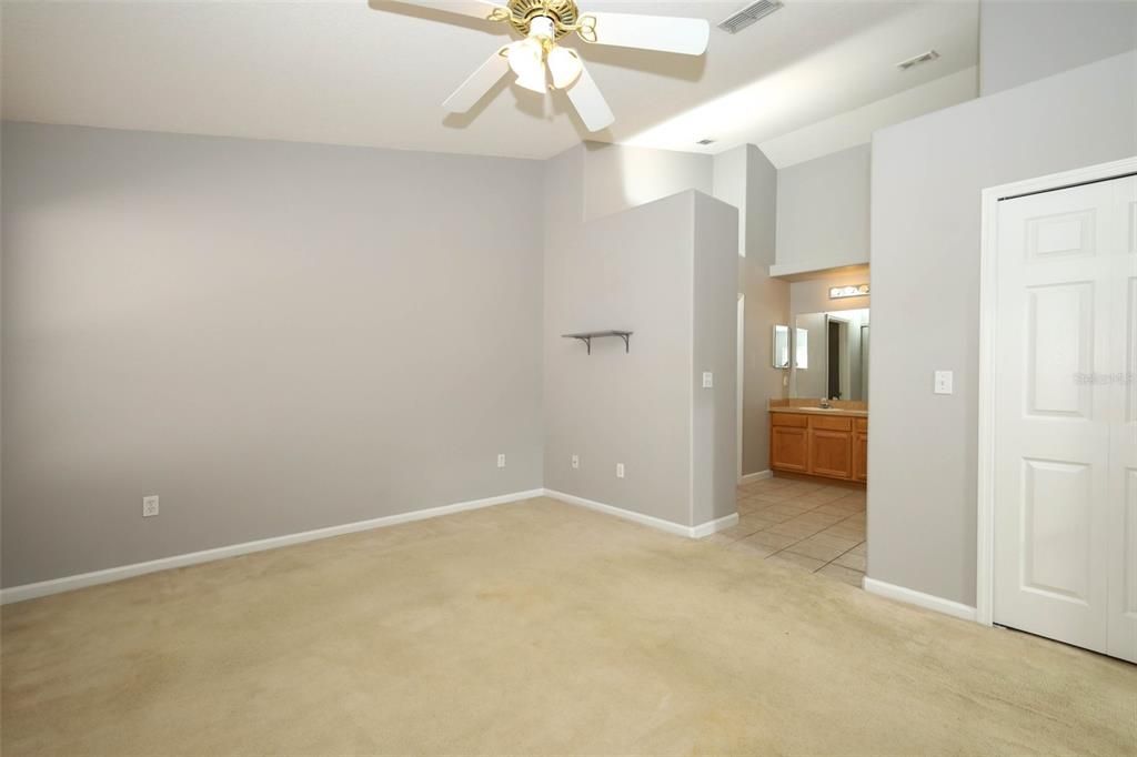 For Sale: $355,000 (3 beds, 2 baths, 1501 Square Feet)